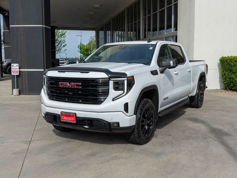 Certified 2025 GMC Sierra 1500 Elevation w/ Elevation Premium Package AWD/4WD image 3