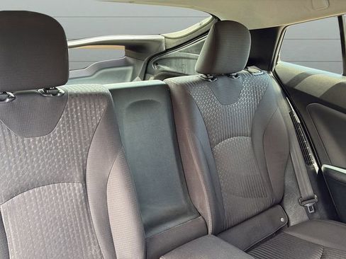 Used 2018 Toyota Prius Prime Plus FWD image 18