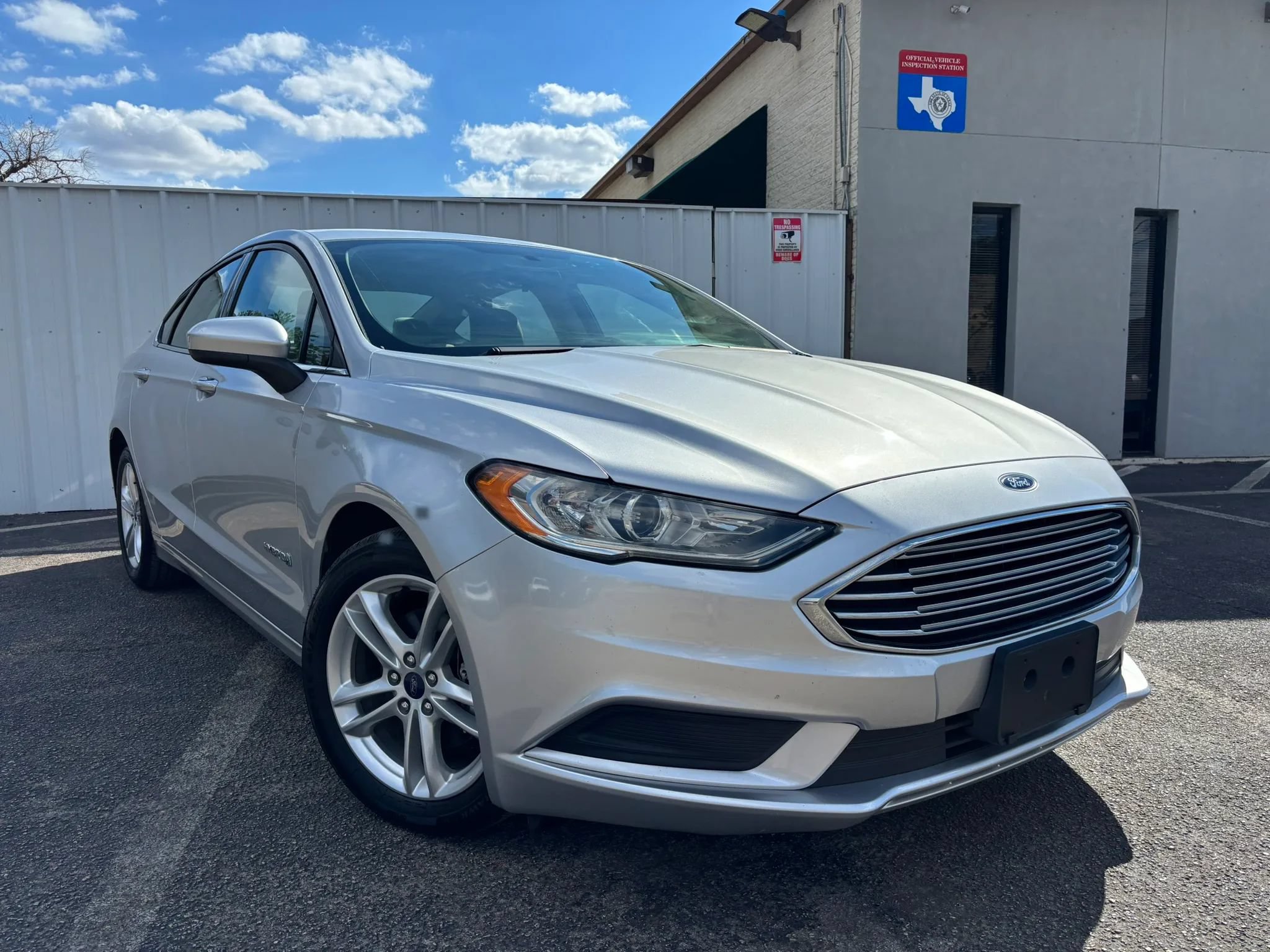 Used 2018 Ford Fusion S FWD image 8