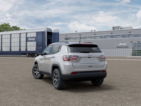 New 2026 Jeep Compass Limited AWD/4WD image 3
