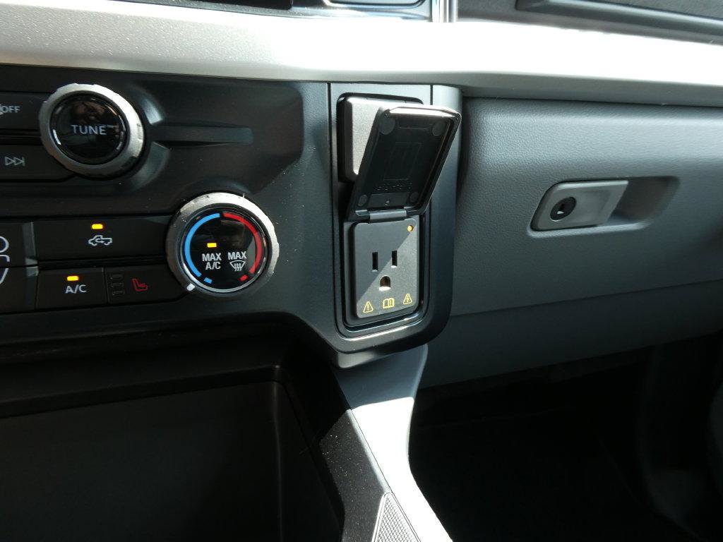 New 2026 Ford F250 XLT w/ XLT Premium Package AWD/4WD image 26