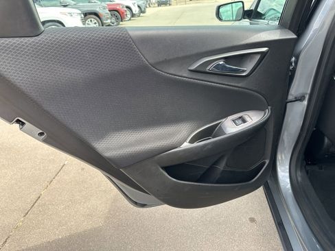 Used 2023 Chevrolet Malibu LT image 16