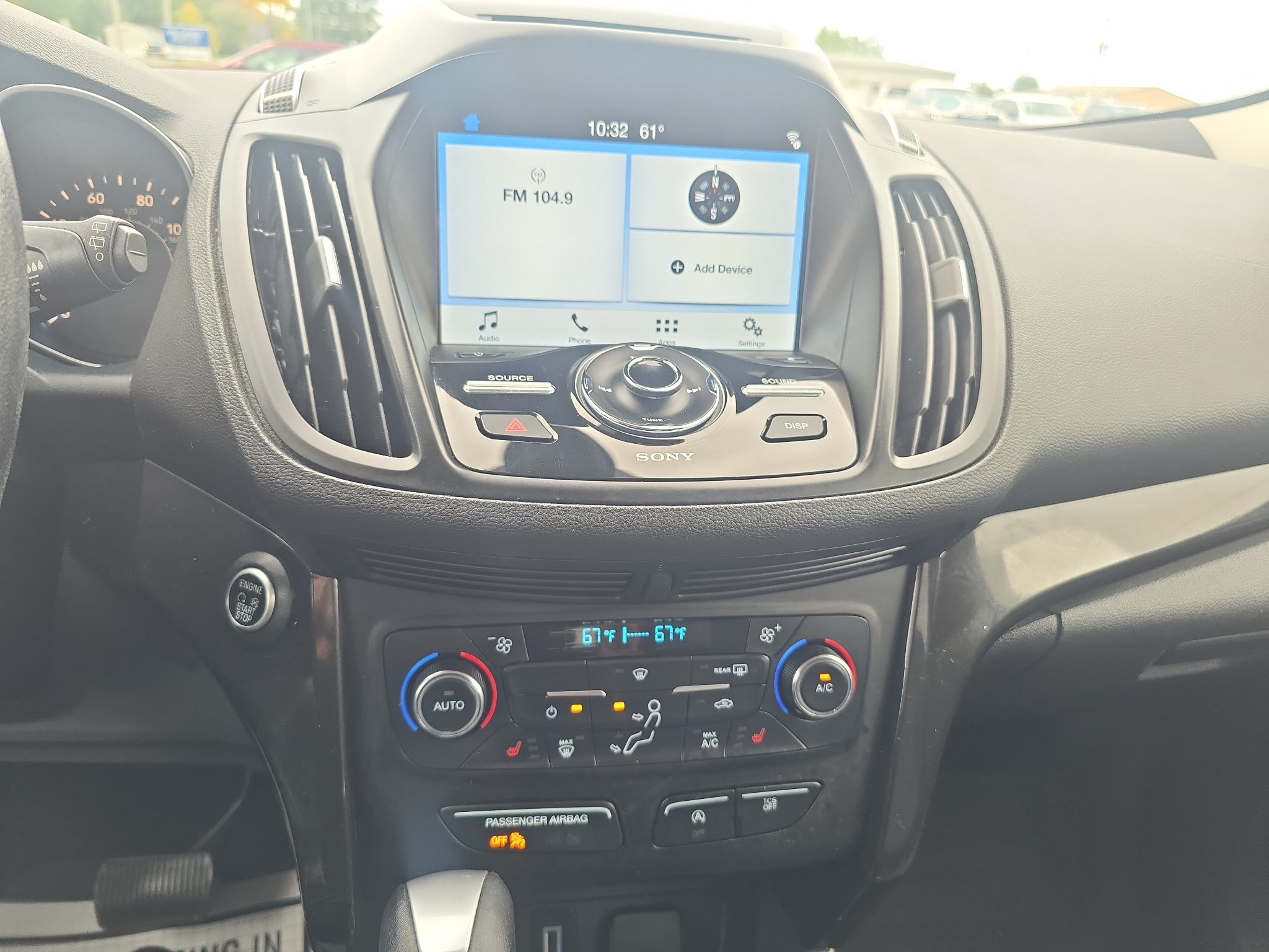 Used 2017 Ford Escape Titanium FWD image 24