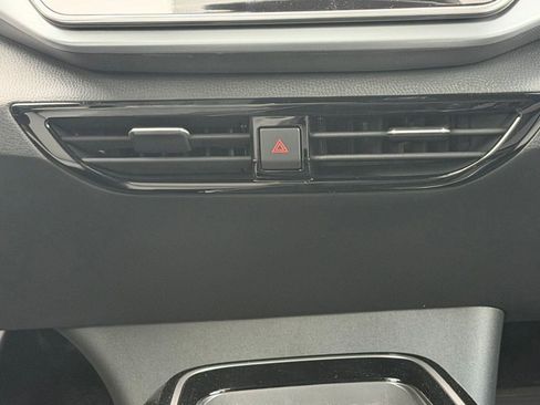 New 2026 Volkswagen ID.4 Pro RWD image 21