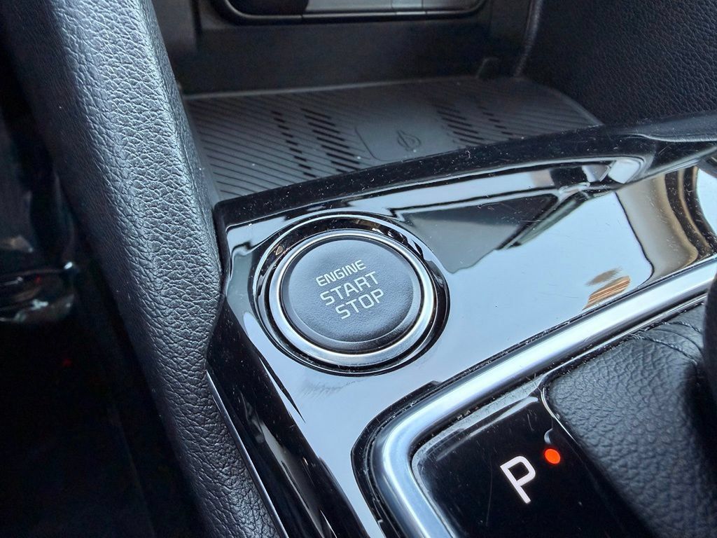 Used 2024 Kia Sportage SX FWD image 21