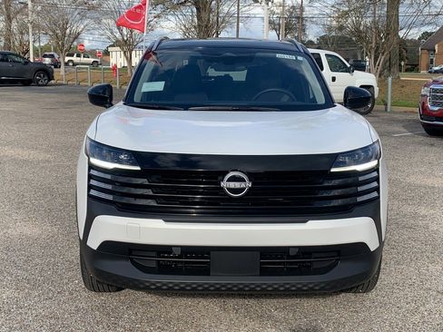 New 2026 Nissan Kicks SV w/ SV Premium Package image 3