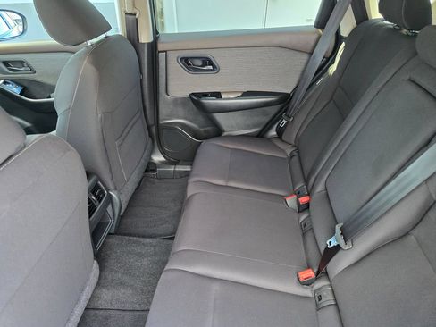 Used 2023 Nissan Rogue S AWD/4WD image 12