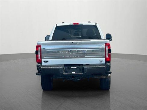 Used 2024 Ford F250 King Ranch w/ FX4 Off-Road Package image 12