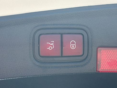 Used 2022 Mercedes-Benz C 43 AMG 4MATIC Coupe image 20