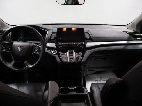 Used 2023 Honda Odyssey Touring image 16
