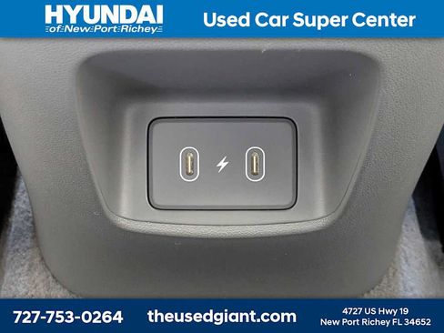 Used 2024 Hyundai Elantra SE FWD image 14