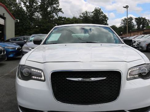 Used 2018 Chrysler 300 Touring w/ Sport Appearance Package RWD image 2