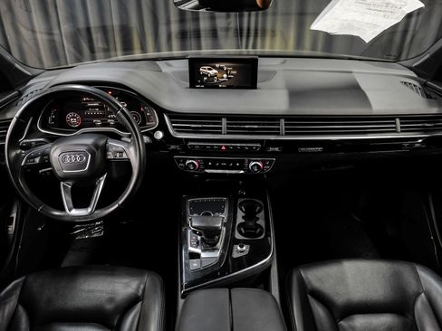 Used 2019 Audi Q7 3.0T Prestige w/ Prestige Package AWD/4WD image 13