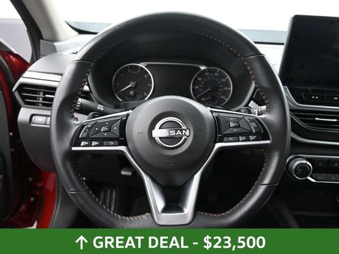 Used 2024 Nissan Altima 2.5 SR w/ SR Premium Package image 27