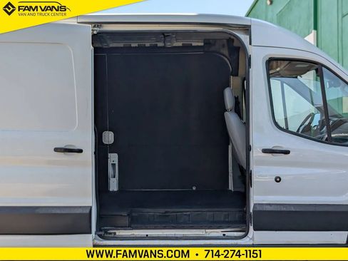 Used 2018 Ford Transit 150 148 Medium Roof RWD image 9