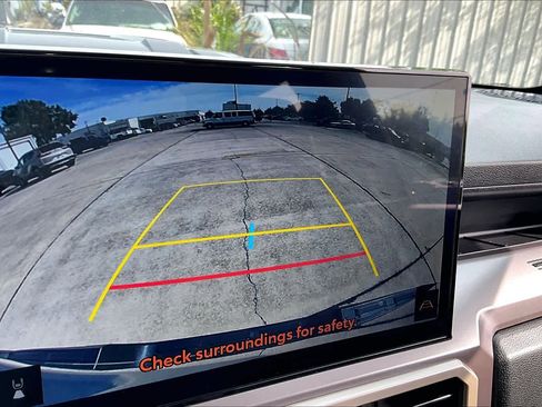 Used 2025 Toyota Tacoma TRD Sport image 27