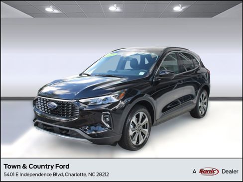 Used 2023 Ford Escape Platinum image 1