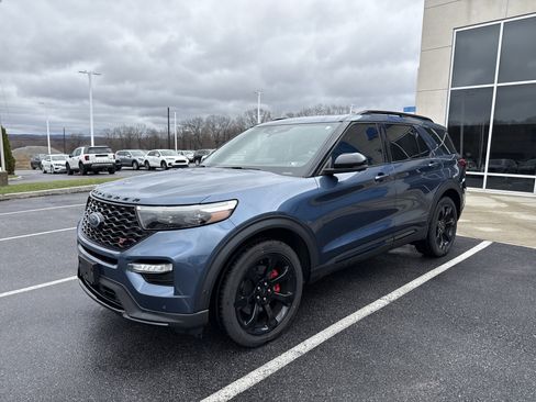 Used 2020 Ford Explorer ST w/ ST Street Pack image 7