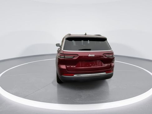 Used 2022 Jeep Grand Cherokee L Limited image 16