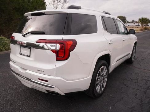 Used 2023 GMC Acadia Denali w/ Denali Ultimate Package image 4