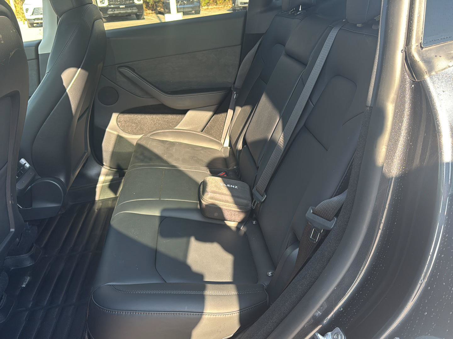 Used 2024 Tesla Model Y Long Range AWD/4WD image 10
