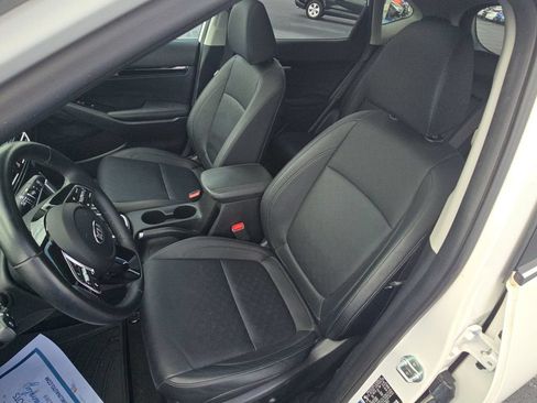 Used 2021 Kia Seltos EX AWD/4WD image 11
