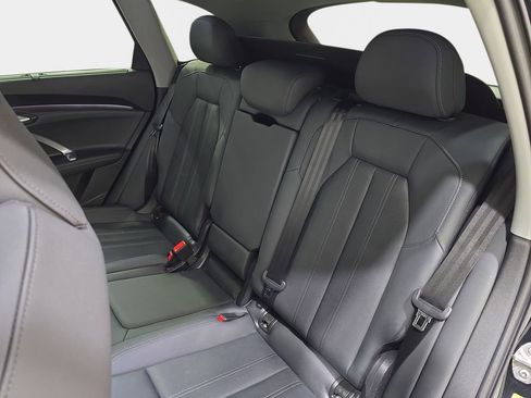 Used 2025 Audi Q5 Prestige image 17