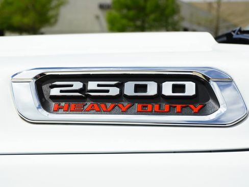 Used 2024 RAM 2500 Tradesman w/ Chrome Appearance Group image 8