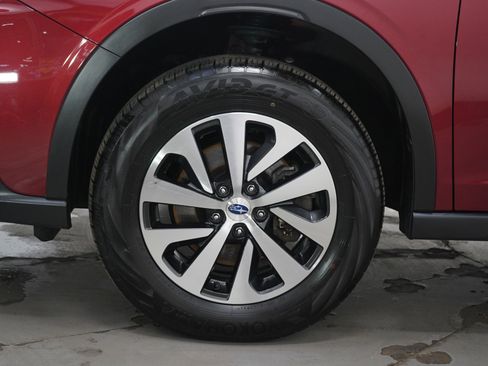 Used 2022 Subaru Outback Premium image 28