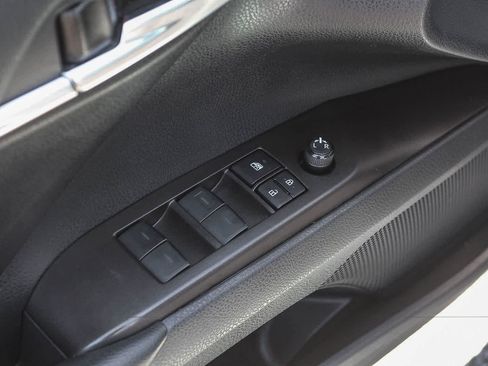 Used 2023 Toyota Camry SE FWD image 26