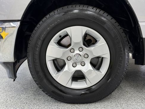 Used 2019 RAM 1500 Big Horn AWD/4WD image 45