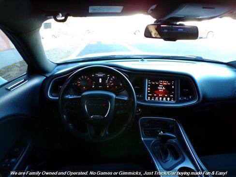 Used 2016 Dodge Challenger R/T w/ Blacktop Package image 28