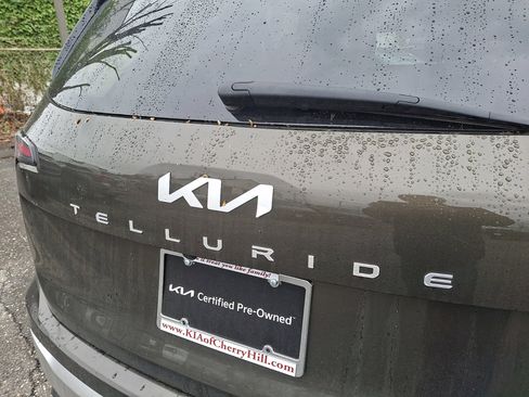 Used 2023 Kia Telluride SX Prestige image 18