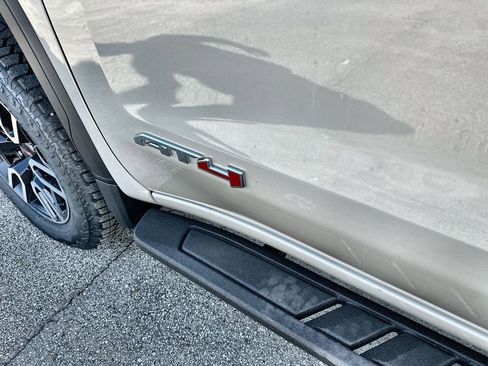 New 2026 GMC Sierra 1500 AT4 w/ AT4 Premium Package AWD/4WD image 14