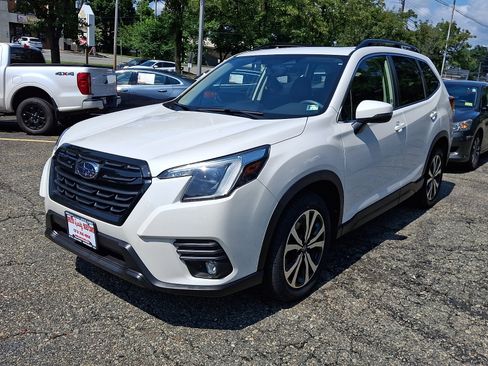 Used 2024 Subaru Forester Limited AWD/4WD image 3