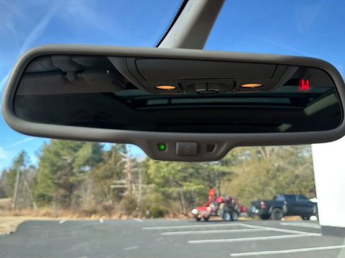 Used 2013 Audi Q7 3.0T Premium Plus image 32