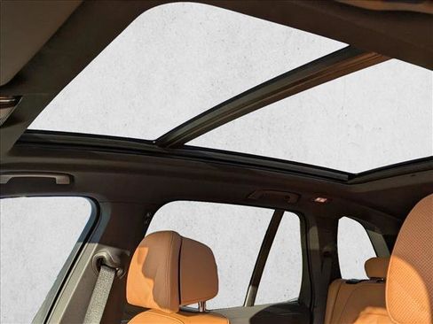 Used 2026 BMW X5 xDrive40i w/ Climate Comfort Package image 15