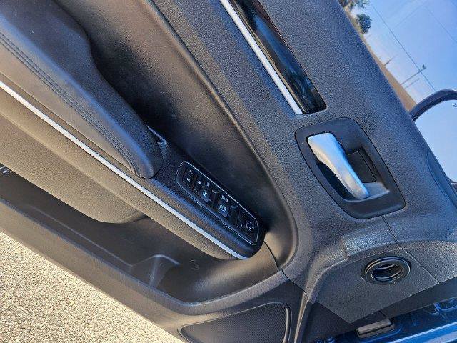 Used 2023 Chrysler 300 Touring w/ Sport Appearance Package RWD image 11