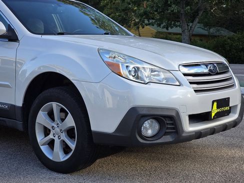 Used 2013 Subaru Outback 2.5i Premium AWD/4WD image 10