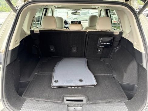 Certified 2023 Nissan Rogue SL w/ SL Premium Package AWD/4WD image 13