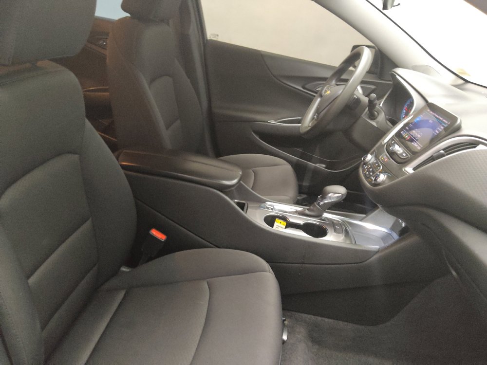 Used 2023 Chevrolet Malibu LT FWD image 21