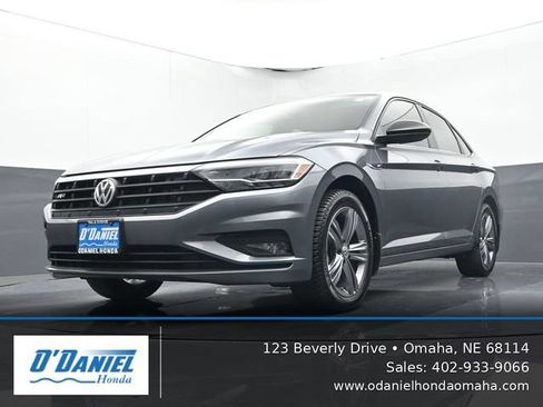 Used 2019 Volkswagen Jetta R-Line FWD image 9