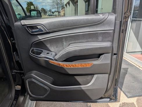 Used 2015 Chevrolet Suburban LTZ image 19