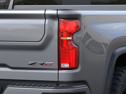 New 2026 Chevrolet Silverado 2500 ZR2 AWD/4WD image 11