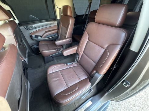 Used 2015 Chevrolet Suburban LTZ image 26