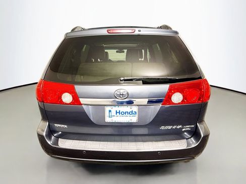 Used 2009 Toyota Sienna XLE Limited AWD/4WD image 6