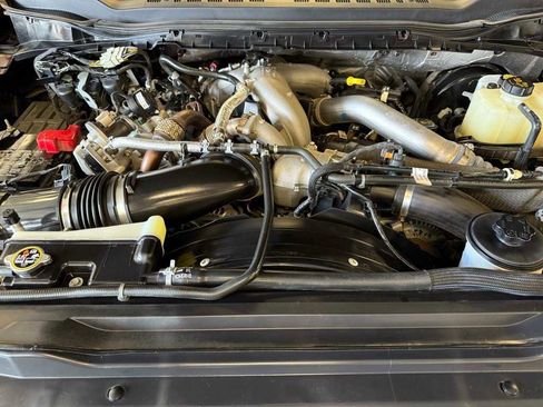 Used 2024 Ford F350 Lariat w/ Lariat Ultimate Package image 33