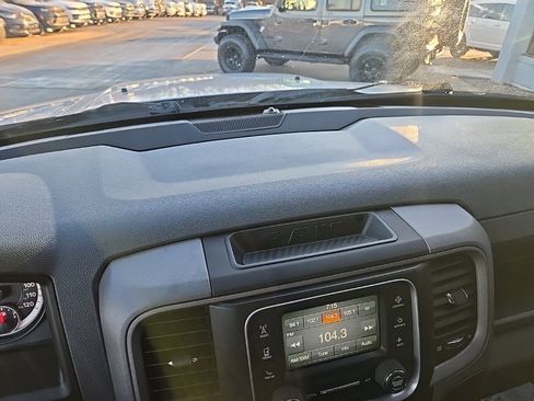 Used 2014 RAM 1500 Express image 61