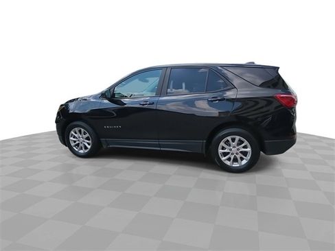 Certified 2020 Chevrolet Equinox LS w/ LS Convenience Package image 6