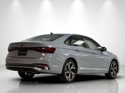 New 2026 Volkswagen Jetta SEL FWD image 5